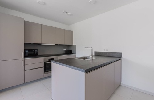 Roedt Apartamento | Ideal Kirchberg 2BR w/ Balcony, Fully Furnished, by Blueground