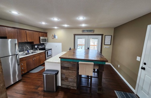 Lake Ozark Casa | Ideal Location 2MM, Lakefront 4 BR House w/ Covered Decks, Private Dock