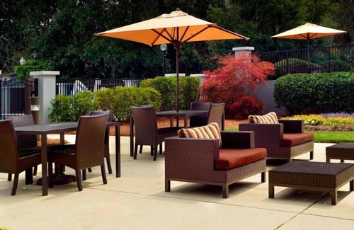 Home Park Hotel | Ideal Location in Midtown! 3 Modern Units, Seasonal Outdoor Pool, Pets Allowed!