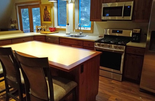 Gallatin Gateway Casa | Ideal Location between Bozeman and Big Sky, MT