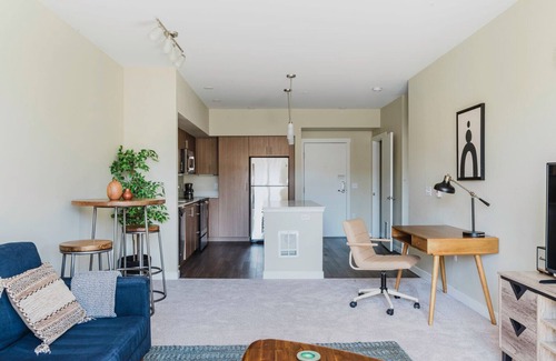 Newcastle Apartamento | Ideal Newcastle 1BR w/ Gym, Pool, Pet Area & W/D, by Blueground