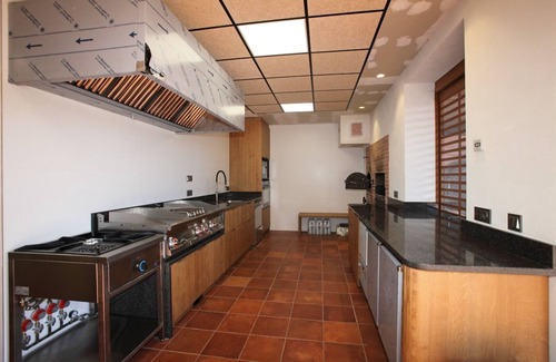 Collsuspina Casa | Ideal Place For Families, Barbecues Or Events! No rooms