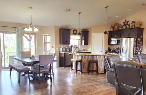 Spearfish Casa | Ideal Rally Getaway in Spearfish - All paved roads!