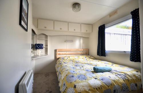 Bow Street Otro | Ideal rural location for beaches, hills and town