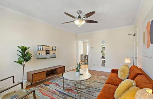 Old Irving Park Apartamento | Ideal, Spacious & Furnished 1BR Apartment - Cullom C2