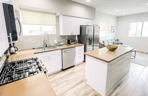 View Park-Windsor Hills Casa | Ideal Townhouse in Mid City -CR1-CUL