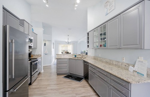 Eagle Pointe South Casa | Ideal vacation home for your Disney adventure with exclusive pool