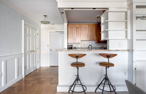 West End Apartamento | Ideal West End 1BR w/ Gym, W/D, walk to MGH & T Stop