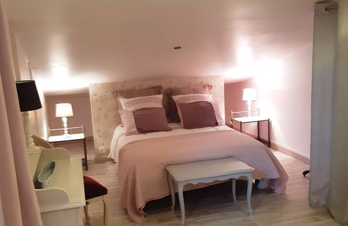 Aramon Cama Y Desayuno | Idealmente ubicado entre Alpilles, Lubéron, Camargue y Occitania.