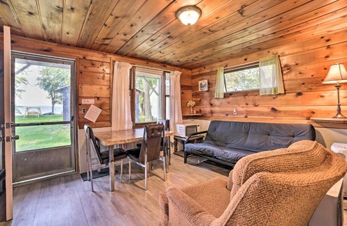 Houghton Lake Casa | Ideally Located Cabin with Direct Lake Access!