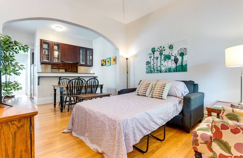 Baker Casa | Ideally Located Denver Townhome with Deck!