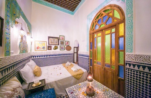 R'habet Zbib Casa | Ideally located in the heart of Fez, this historic building built in 1350