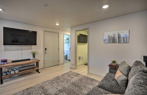 Dimond Casa | Ideally Located Oakland Home with Private Yard!