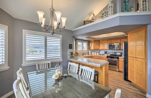 Grover Beach Casa | ¡NUEVO! Ocean Escape w / Deck - Cerca de la playa y bodegas!