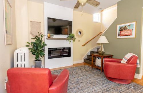 South Haven Casa | Idle Hour - Updated Home 2 blocks to South Beach and Town