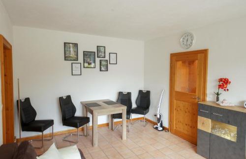 Bad Alexandersbad Apartamento | Idyll im Grünen