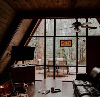 Idyllwild Casa | Idyllcreek From Sunset Mag - Hottubwalk To Town!