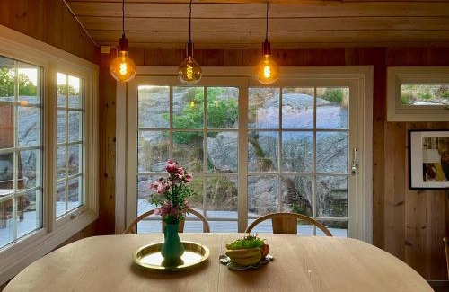 Lillesand Casa | Idyllic Cabin in Lillesand fantastic ocean view