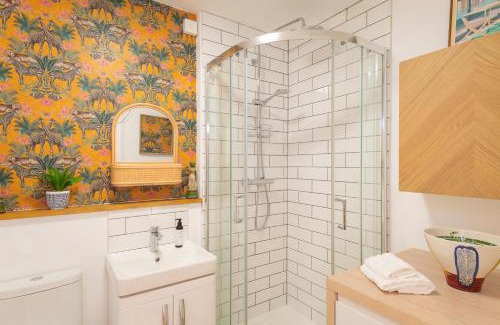 Clifton Apartamento | Idyllic Clifton Hideaway - Stunning Garden Flat