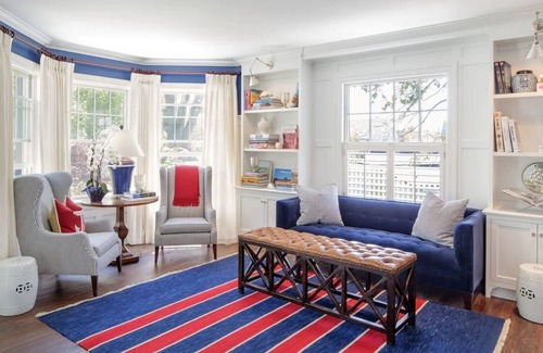 Kennebunkport Hotel | Idyllic Hilltop Retreat in Historic Hotel | Room w/ Fireplace & Free Breakfast
