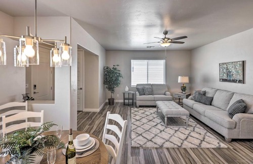 Kingman Casa | Idyllic Kingman Retreat with Yard - Near Hiking