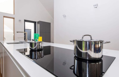 Westhill Cabina | Idyllic lodge with wood burner