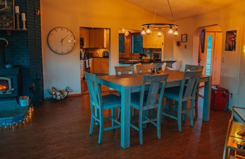 Windham Casa | Idyllic Mountain Stay Hot Tub, Wood Stove, Games