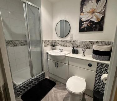 Gascoigne Apartamento | Idyllic Riverside Retreat