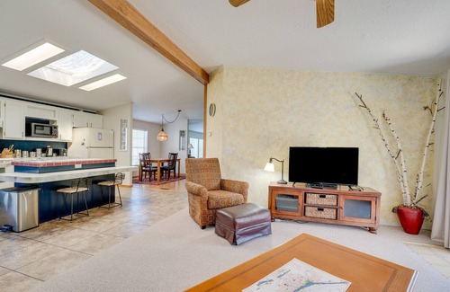Monitor Casa | Idyllic Rock Island Home w/ Columbia River Views