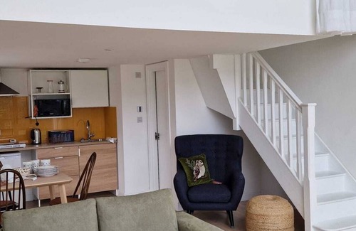 Axminster Casa | Idyllic romantic country retreat on the borders of East Devon & South Somerset