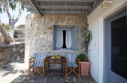 Paros Casa | Idyllic Sea Views for 2