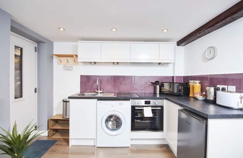 Kegworth Apartamento | Vista al jardín: un apartamento moderno y luminoso cerca del aeropuerto de East Midlands