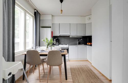 Tampere Casa | Idyllic studio for 4 guests in Pispala by Come in!