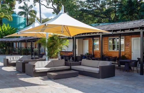 Charlotte Apartamento | Idyllic Superior Ocean View Room | Pool, Parking, Scenic View | Adults Only!