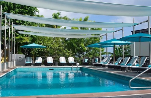 Charlotte Apartamento | Idyllic Superior Ocean View Room | Pool, Parking, Scenic View | Adults Only!