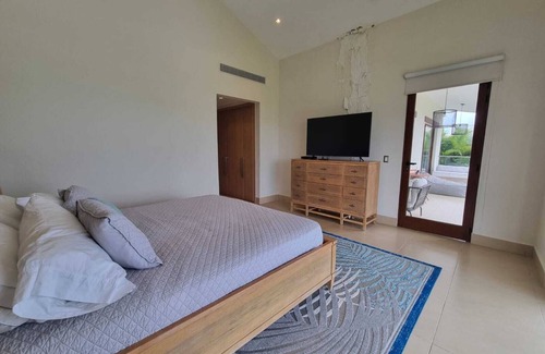 El Palmar Villa | Idyllic Villa 4 Bdr + 5 bthr with Private Pool /Near the beach /Waterpark