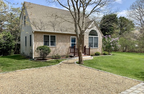 Katama Casa | Vineyard House ubicado en el área altamente deseable de Katama de Edgartown.