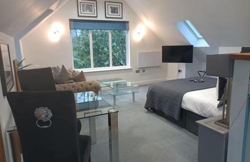 Blaisdon Apartamento | Idyllic with Stream - Hot Tub - Pet ok- Walk 2 Pub