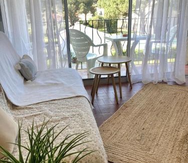 Argeles Plage Apartamento | Idyllique ! Piscine, vue jardin et montagne, parking, local à vélos, et à 2 pas de la plage !