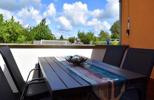 Reddelich Casa | Idyllischer Bungalow an der Ostseeküste