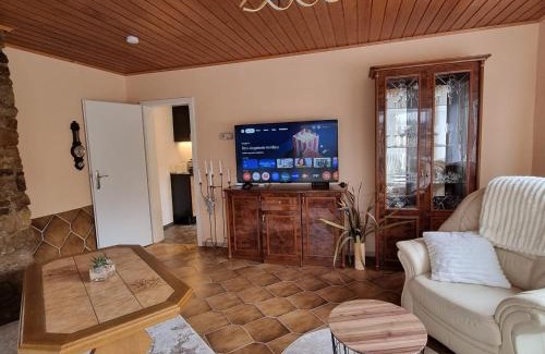 Finneck Casa | Idyllischer Ferienbungalow in ruhiger Lage mit Pool und großen Garten