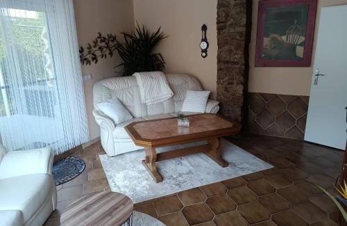Finneck Casa | Idyllischer Ferienbungalow in ruhiger Lage mit Pool und großen Garten