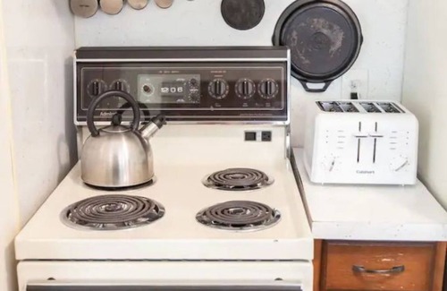 Ashfield-Colborne-Wawanosh Cabaña | Idylwild Riverfront Cottage - Moments from Lake Huron