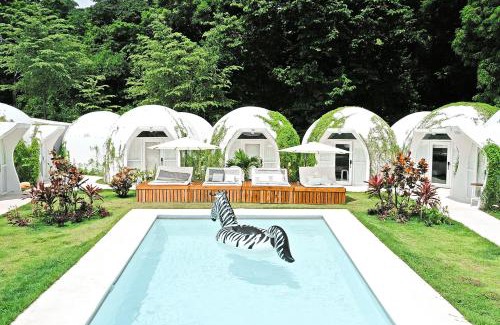 Manuel Antonio Hotel | Igloo Beach Lodge