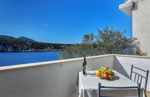 Pokrivenik Apartamento | Igor - 5 m From Beach - SA1