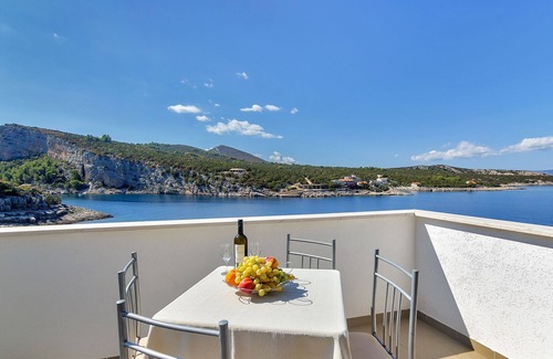 Pokrivenik Apartamento | Igor - 5 m From Beach - SA5