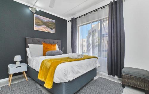 Greater Johannesburg Metropolitan Area Apartamento | Ihita Beverly Sandton unit 65