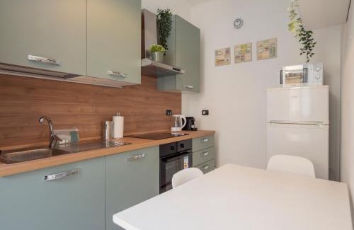 Tricolore Apartamento | [IHost Studio] - Premuda 17