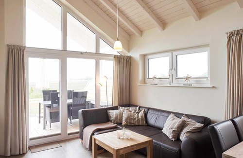 Schashagen Casa | Ihr 5 Sterne Luxus Wellnesshaus Seeigel" Bietet Ihnen auf ca