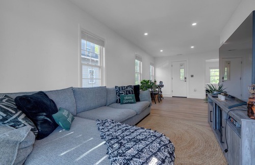 Salem Apartamento | ii Serene 3-Bedroom Retreat in Charming Salem, MA